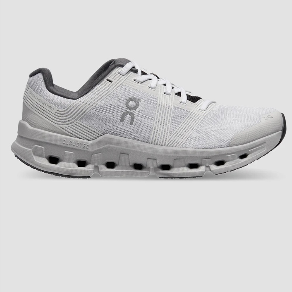 NIB On Running Cloudgo White/Glacier